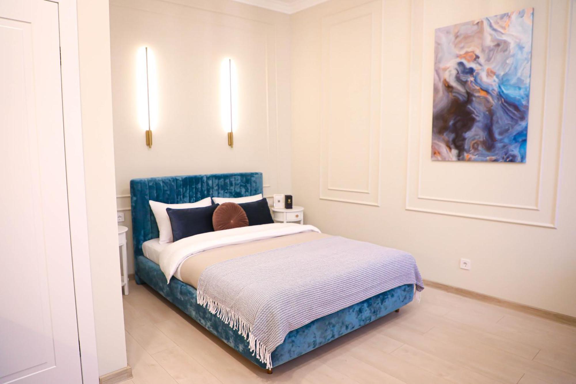 Modern Apartment, 3Mins To Opera Lviv Bagian luar foto